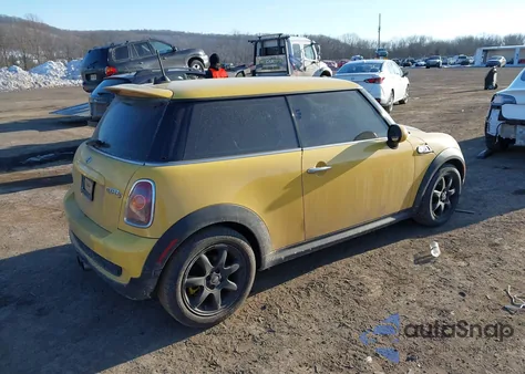2009 Mini Cooper S z USA, uszkodzony, nr VIN WMWMF73529TW87362